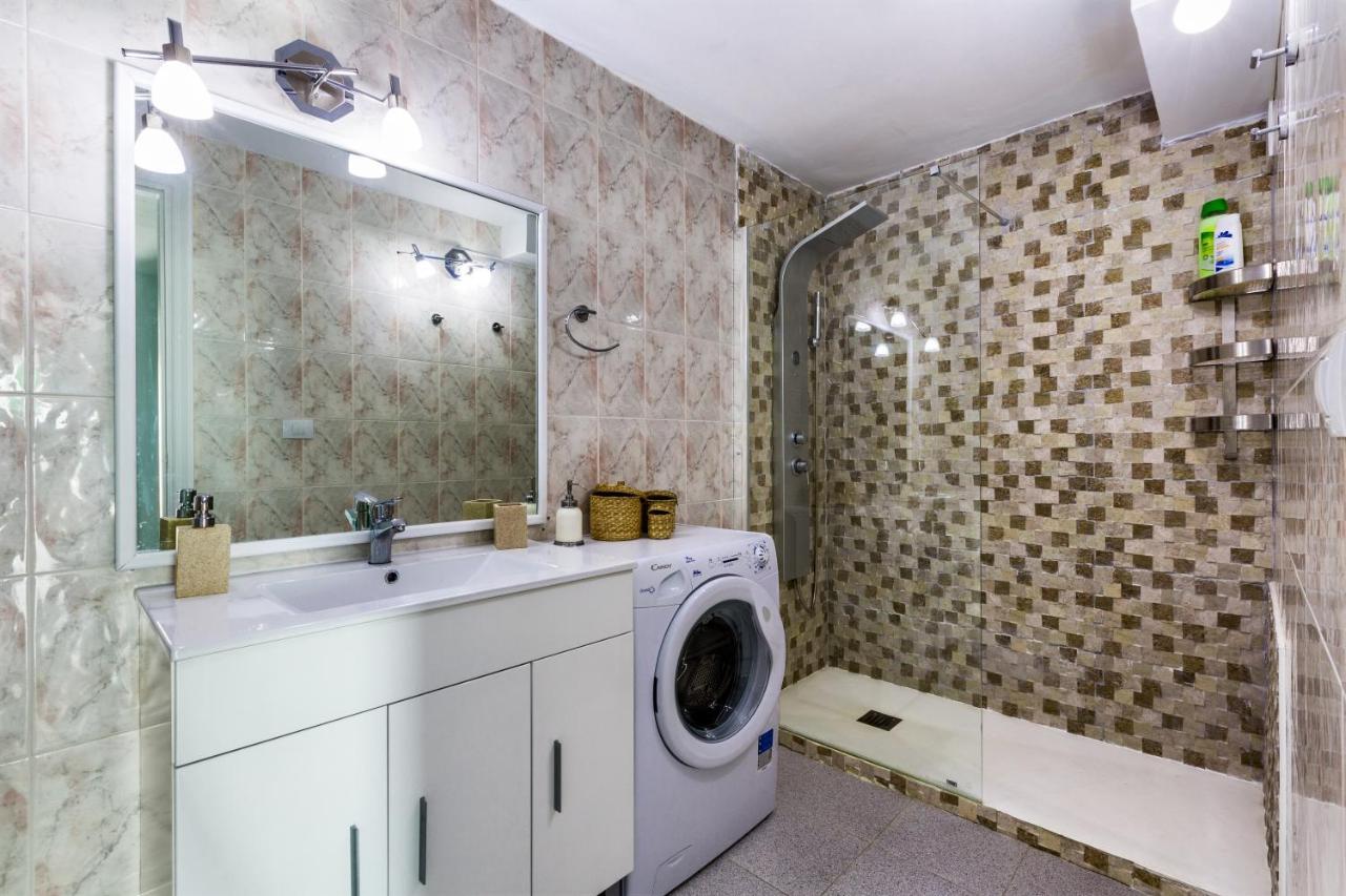 Gin Gin Vivienda Vacacional ปูแอร์โตเดลคาร์เมน ภายนอก รูปภาพ